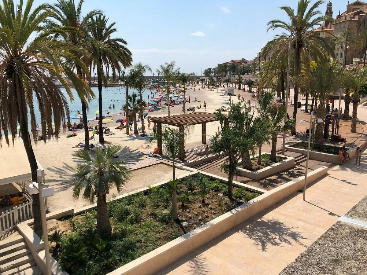 Etoile De Mer Menton 0*,  France